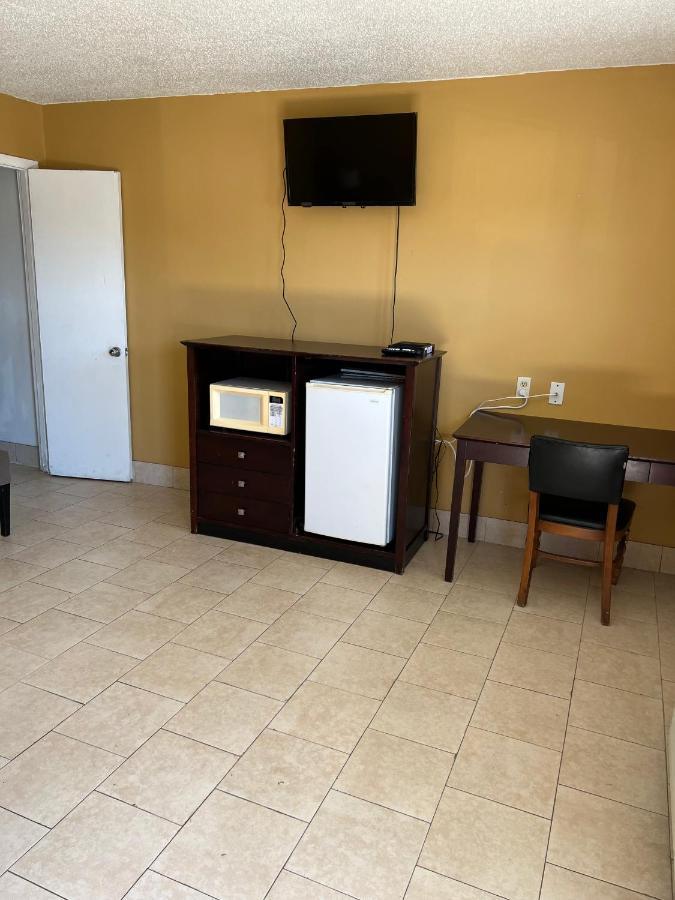 Budget Inn Decatur Priceville Екстериор снимка