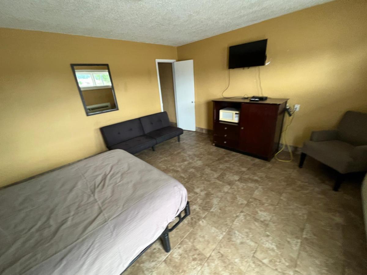 Budget Inn Decatur Priceville Екстериор снимка